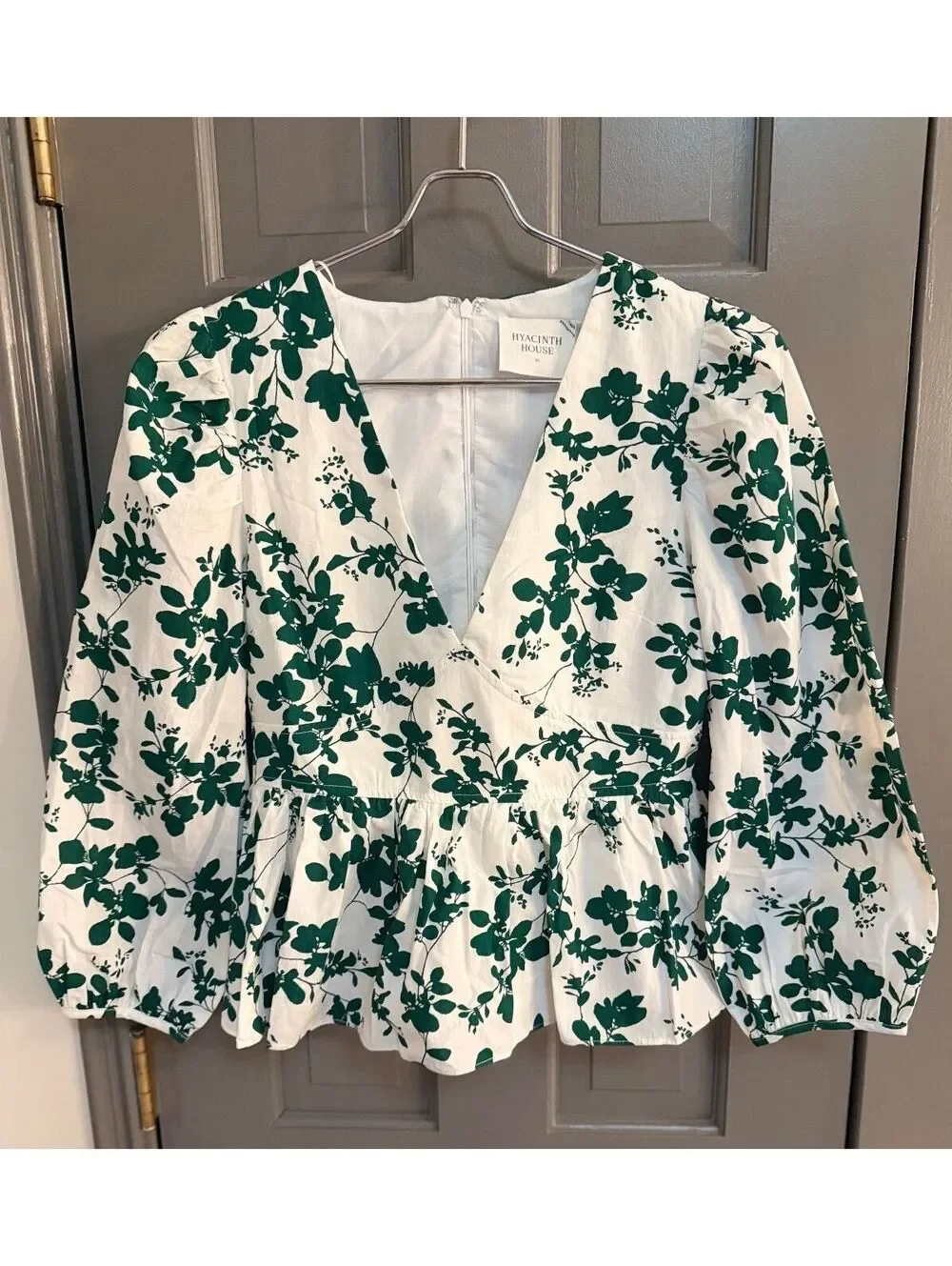 Hyacinth House Women's Green Floral Long Sleeve Peplum Blouse Size XS NWT
